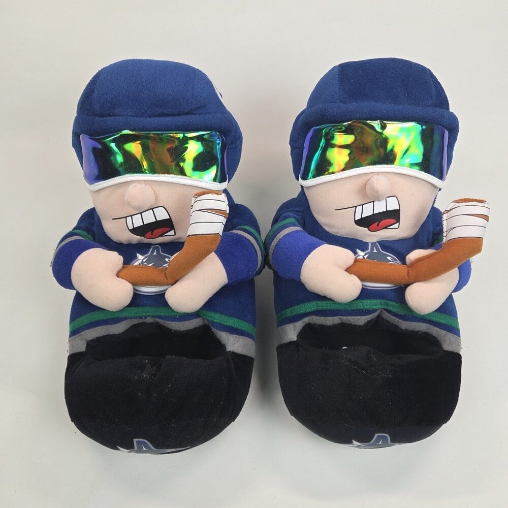 Vancouver Canucks Bed Time Slippers sz 9-10‎ NHL Hockey Players
